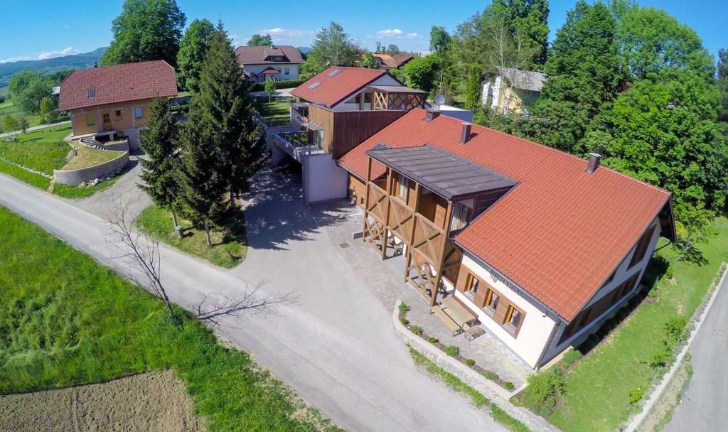 Apartments Maleric With Indoor Pool And Wellness Dragatuš Buitenkant foto