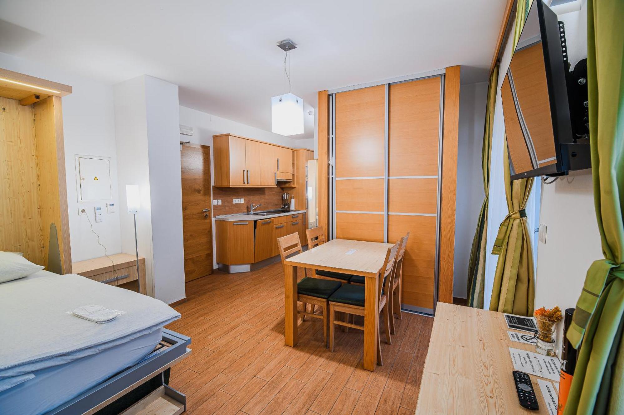 Apartments Maleric With Indoor Pool And Wellness Dragatuš Kamer foto