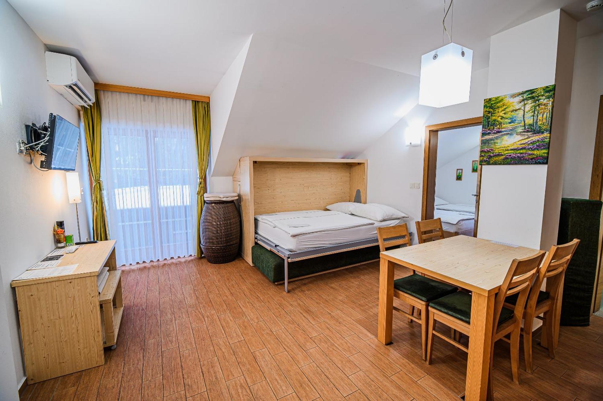 Apartments Maleric With Indoor Pool And Wellness Dragatuš Buitenkant foto