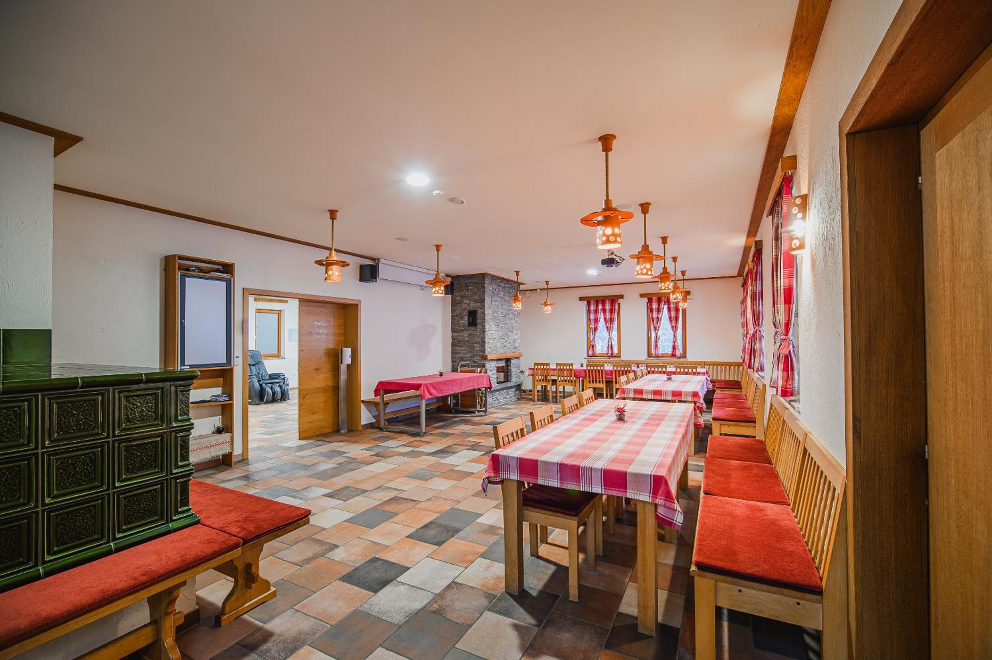 Apartments Maleric With Indoor Pool And Wellness Dragatuš Buitenkant foto